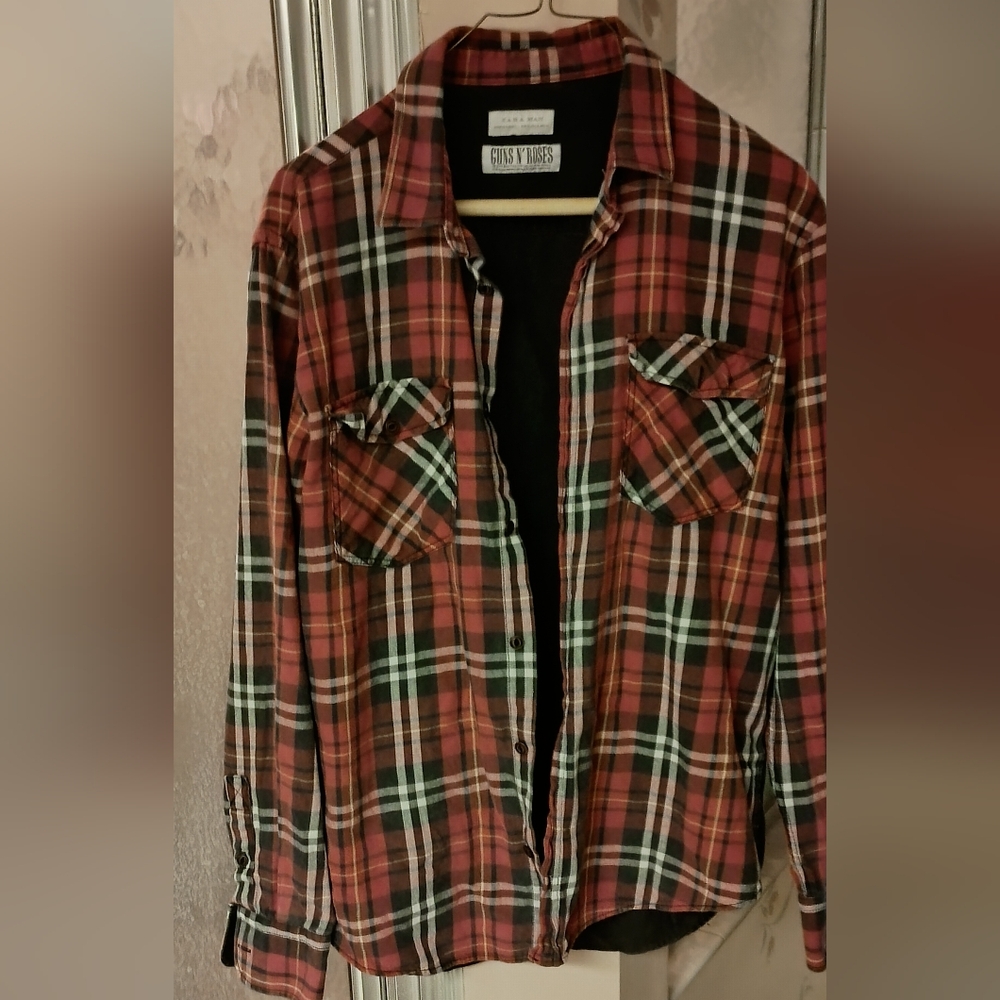 Zara Guns N' Rises Plaid Flannel Shirt Mens  Medium Red black graphic